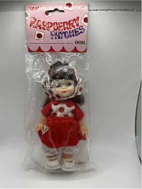 Vintage 1984 Patches Dolls Raspberry Strawberry by Leaf - No.17005 COLLECTIBLE